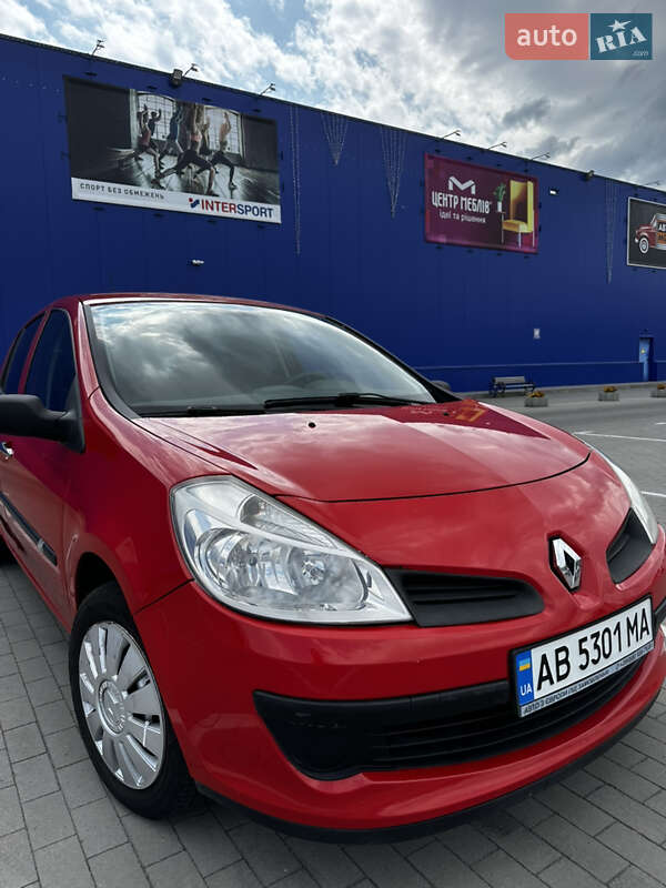 Хэтчбек Renault Clio 2008 в Виннице фото 5 Хэтчбек Renault Clio 2008 в Виннице