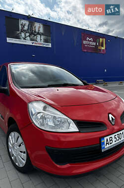 Хэтчбек Renault Clio 2008 в 