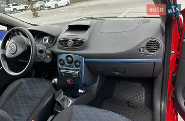 Хэтчбек Renault Clio 2008 в 