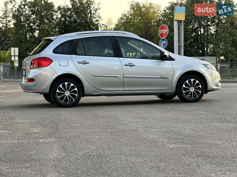 Універсал Renault Clio 2009 в Первомайську