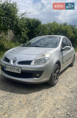 Хетчбек Renault Clio 2007 в Ярмолинцях