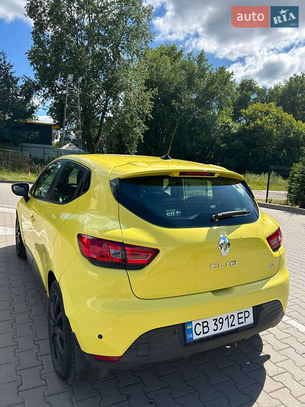 Хэтчбек Renault Clio 2012 в Чернигове