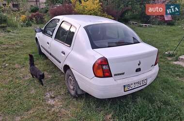 Хэтчбек Renault Clio 2001 в 