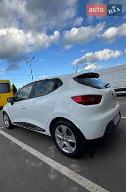 Хэтчбек Renault Clio 2016 в 