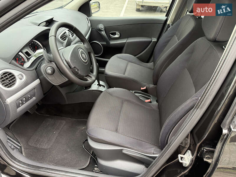 Хэтчбек Renault Clio 2007 в Полтаве