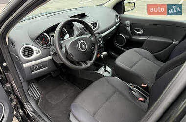 Хэтчбек Renault Clio 2007 в 