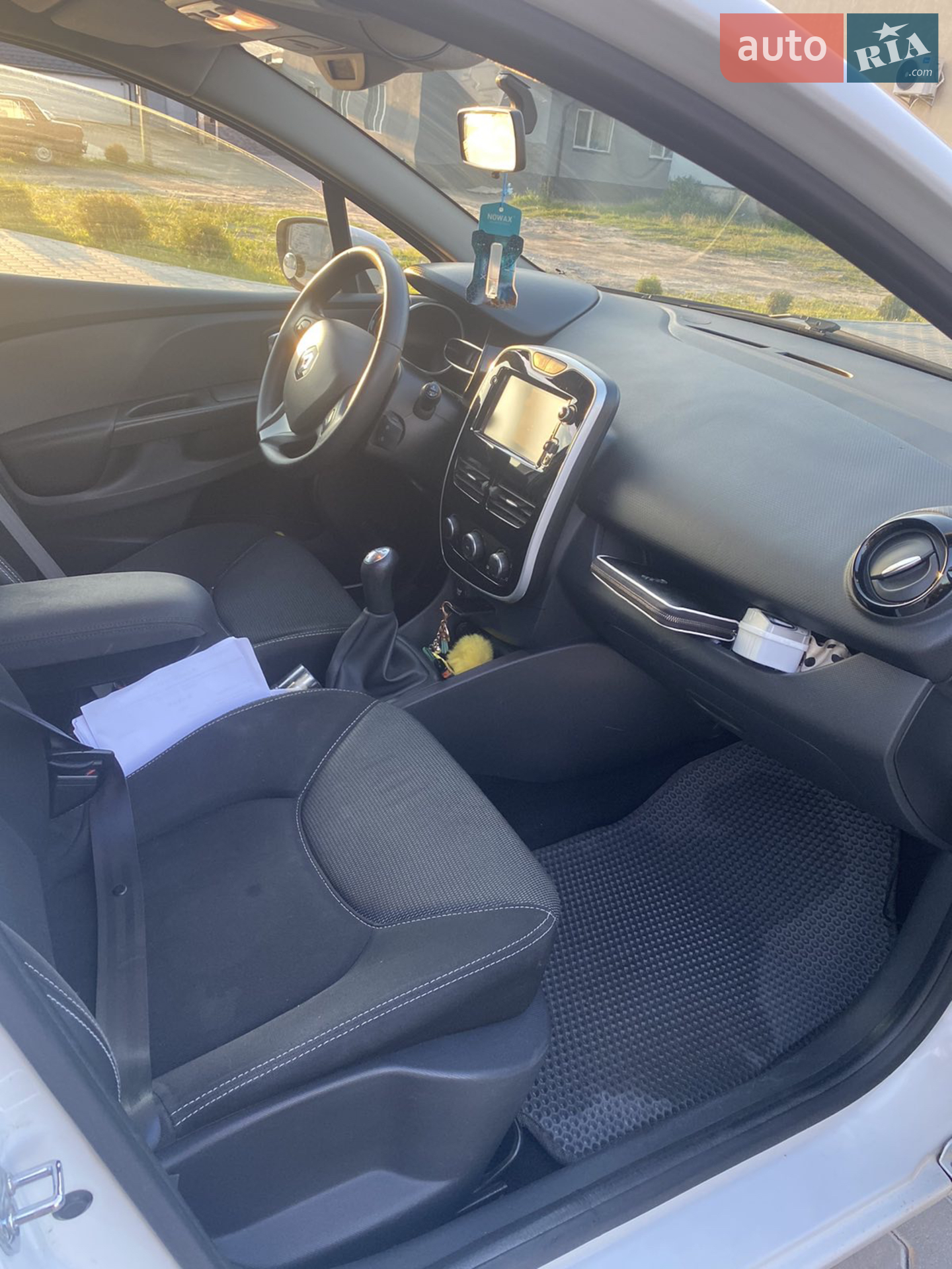 2015 Renault Clio - мініатюра 10