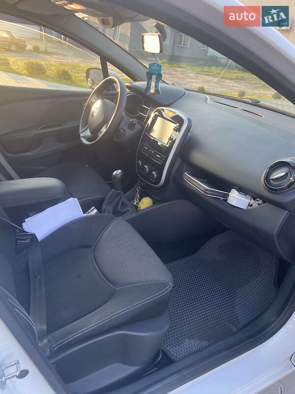 Универсал Renault Clio 2015 в Рокитном фото 10 Универсал Renault Clio 2015 в Рокитном