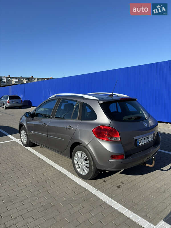 Хетчбек Renault Clio 2010 в Калуші