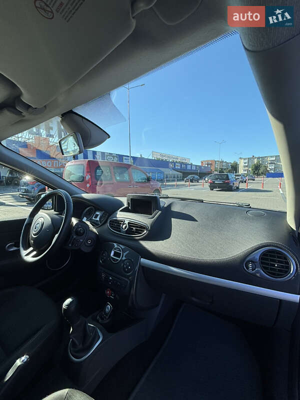 Хетчбек Renault Clio 2010 в Калуші