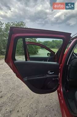 Універсал Renault Clio 2009 в 
