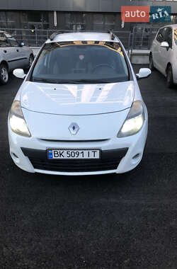 Седан Renault Clio 2011 в Рівному