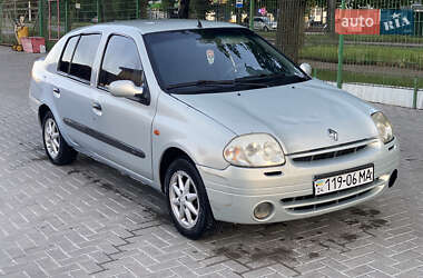 Хетчбек Renault Clio 2001 в Рівному