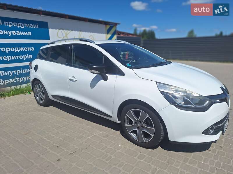 Универсал Renault Clio 2015 в Ирпене
