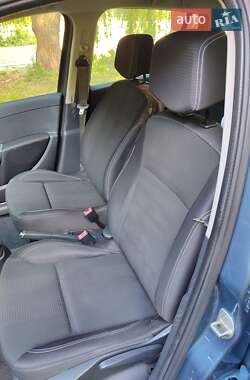 Универсал Renault Clio 2010 в Ровно