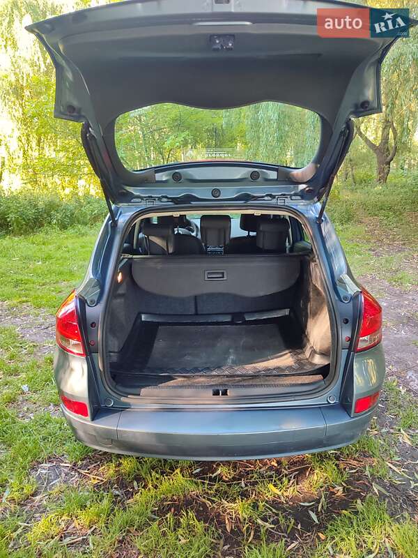 Универсал Renault Clio 2010 в Ровно фото 6 Универсал Renault Clio 2010 в Ровно