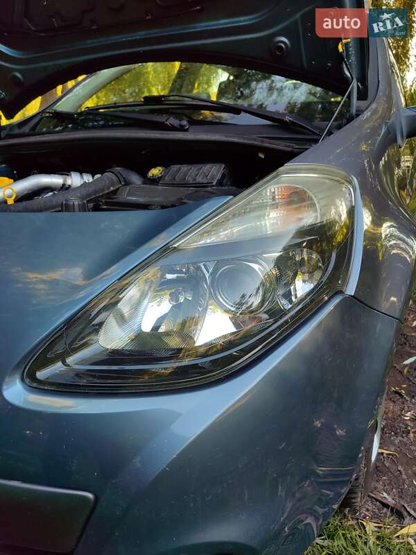 Универсал Renault Clio 2010 в Ровно фото 11 Универсал Renault Clio 2010 в Ровно
