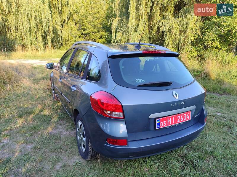 Универсал Renault Clio 2010 в Ровно фото 15 Универсал Renault Clio 2010 в Ровно