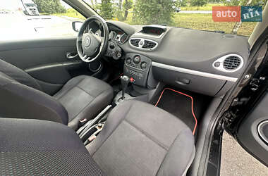 Хэтчбек Renault Clio 2007 в 