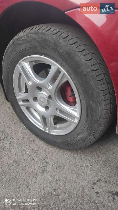 Седан Renault Clio 2005 в Новом Роздоле фото 3 Седан Renault Clio 2005 в Новом Роздоле