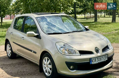Хэтчбек Renault Clio 2007 в Харькове
