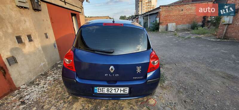 Хэтчбек Renault Clio 2006 в Николаеве фото 10 Хэтчбек Renault Clio 2006 в Николаеве