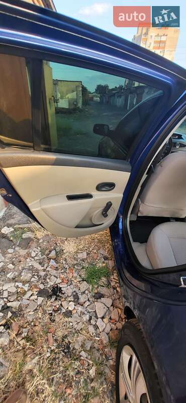 Хэтчбек Renault Clio 2006 в Николаеве фото 15 Хэтчбек Renault Clio 2006 в Николаеве