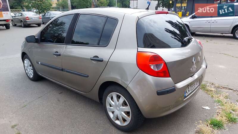Хетчбек Renault Clio 2009 в Києві