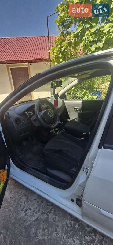 Хэтчбек Renault Clio 2013 в Тернополе фото 5 Хэтчбек Renault Clio 2013 в Тернополе