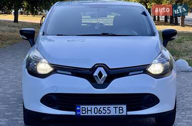 Хэтчбек Renault Clio 2014 в 