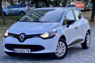 Хэтчбек Renault Clio 2014 в 