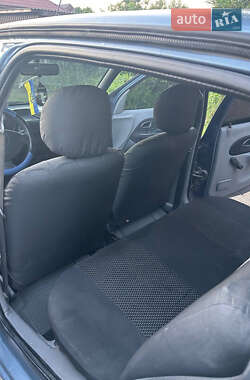 Седан Renault Clio 2007 в 