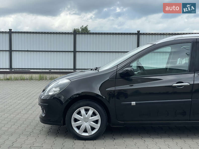 Хэтчбек Renault Clio 2008 в Луцке