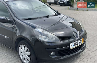 Хэтчбек Renault Clio 2008 в 