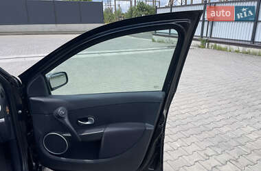 Хэтчбек Renault Clio 2008 в 