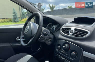 Хэтчбек Renault Clio 2008 в 