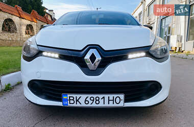 Хетчбек Renault Clio 2013 в 