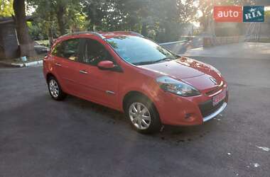 Универсал Renault Clio 2011 в 