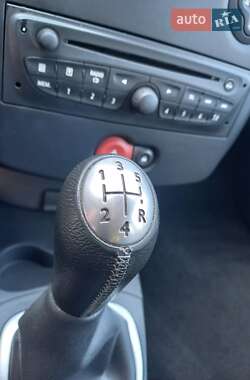 Универсал Renault Clio 2011 в 