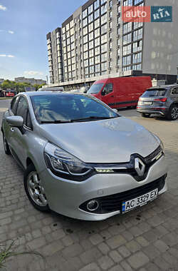 Хэтчбек Renault Clio 2012 в 