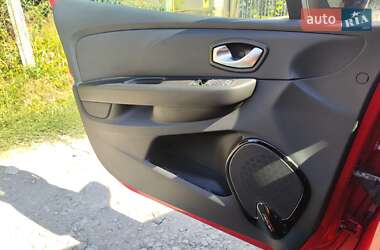 Универсал Renault Clio 2016 в 