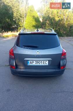 Универсал Renault Clio 2011 в 