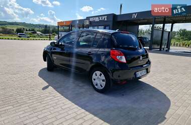 Хэтчбек Renault Clio 2012 в 