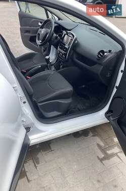 Универсал Renault Clio 2016 в 