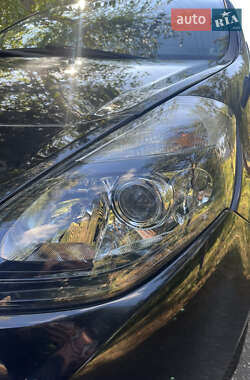 Хэтчбек Renault Clio 2011 в 