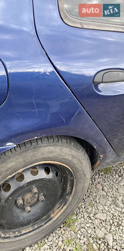 Хетчбек Renault Clio 2002 в Львові фото 5 Хетчбек Renault Clio 2002 в Львові