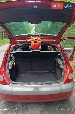Хэтчбек Renault Clio 2004 в 