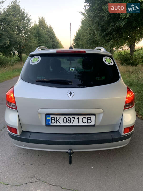 Универсал Renault Clio 2012 в Ровно