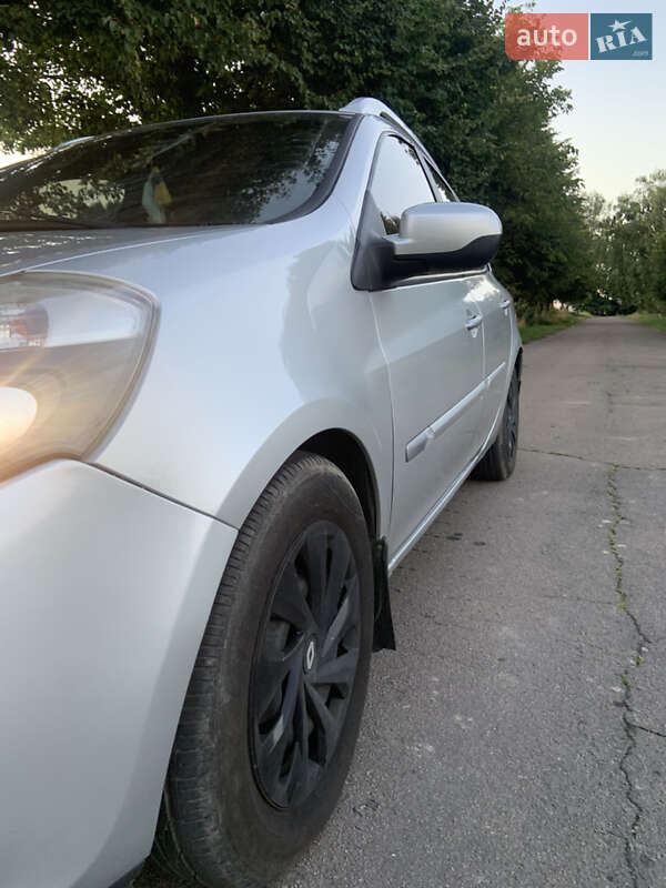 Универсал Renault Clio 2012 в Ровно