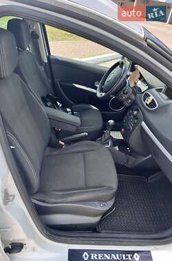 Универсал Renault Clio 2009 в 